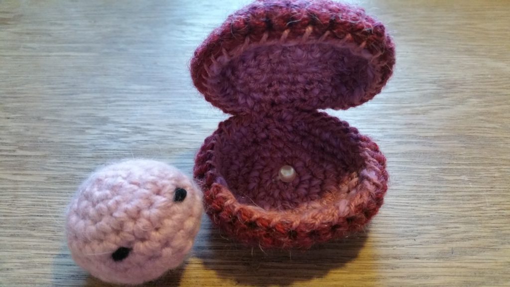 Crocheted Amigurumi Oyster with Pearl Inside