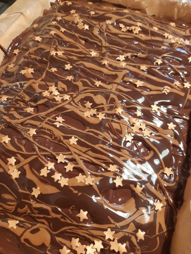 Banana Chocolate Cake with little Stars on Top