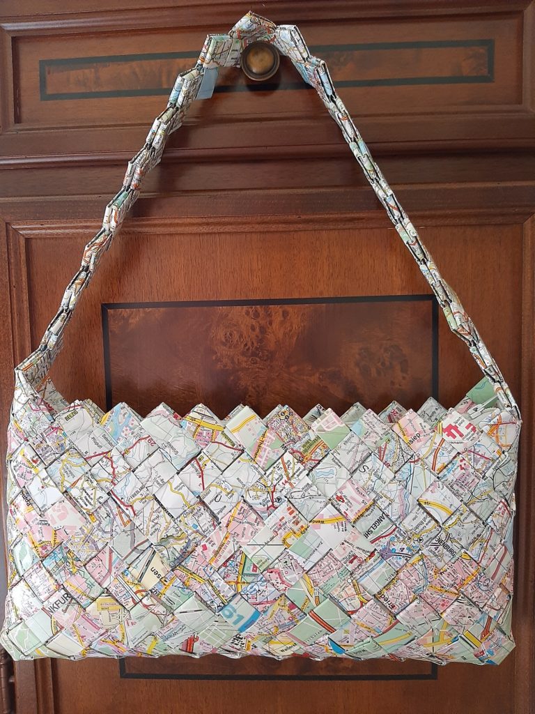 Amazon.com: Delhiponics Vintage French Newspaper Reusable Grocery Bags Big  Capacity Shopping Bag Canvas Shoulder Tote Handbag For Women : Home &  Kitchen