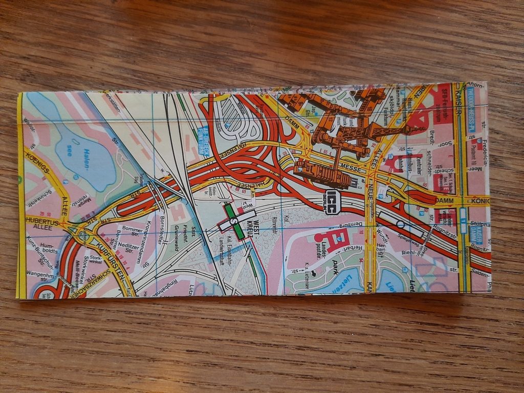 DIY City-Map Purse: paper piece